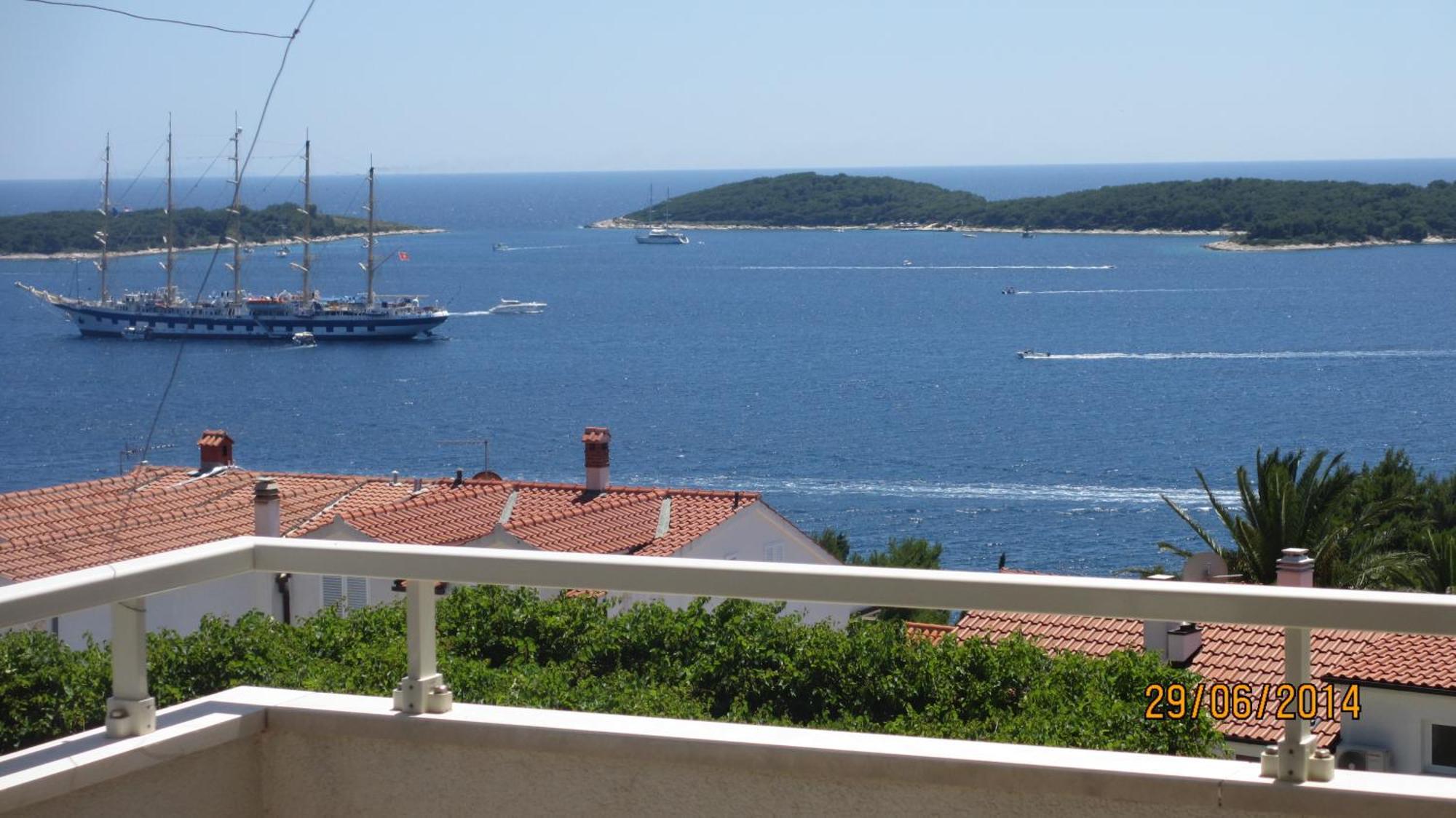 J&B Holiday House Hvar Hvar Town Exterior photo